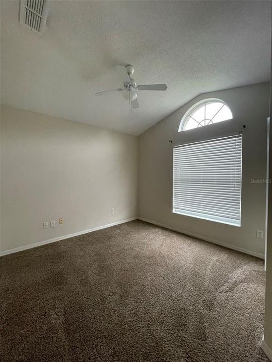 For Rent: $2,475 (4 beds, 2 baths, 1789 Square Feet)