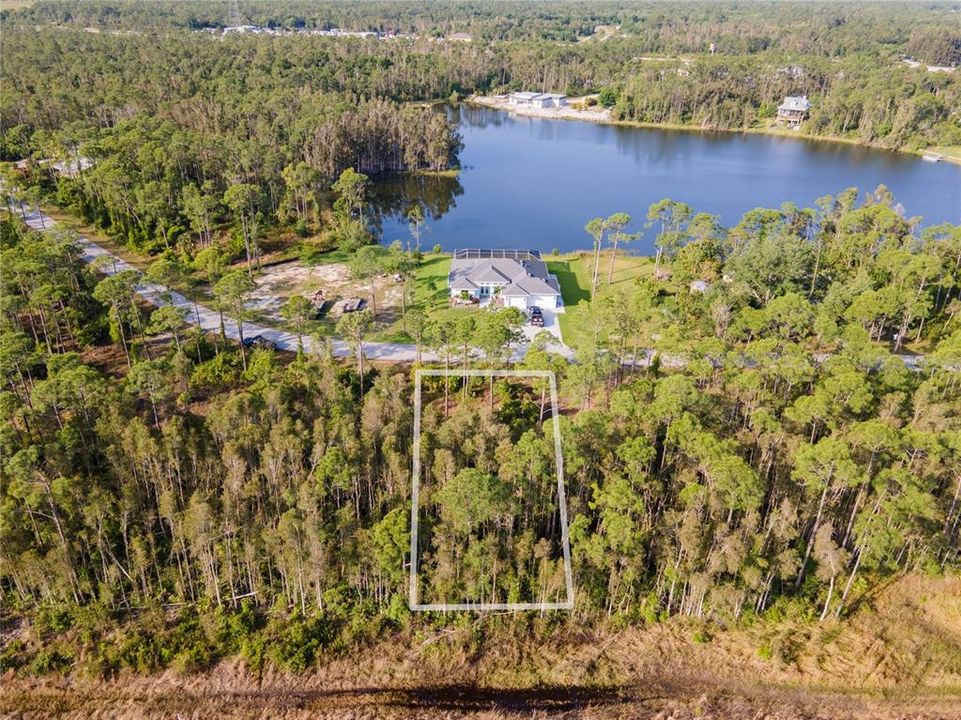 На продажу: $21,000 (0.19 acres)