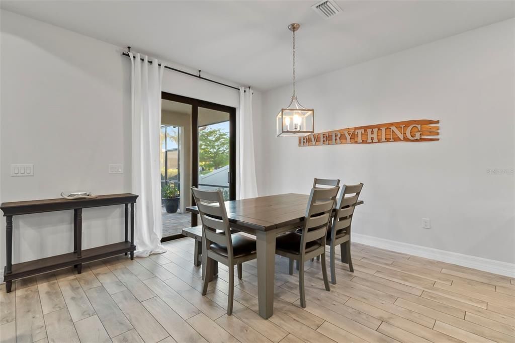 Active With Contract: $610,000 (5 beds, 3 baths, 2857 Square Feet)