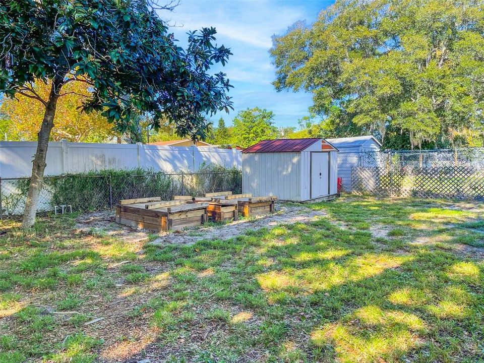 Recently Sold: $260,000 (3 beds, 1 baths, 1205 Square Feet)