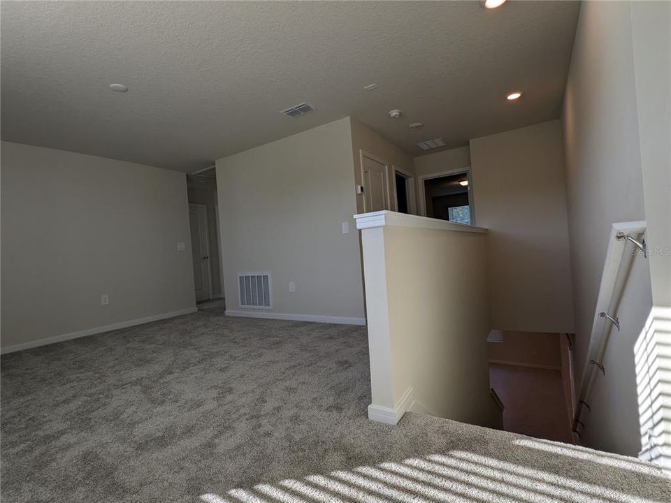 Active With Contract: $2,900 (4 beds, 3 baths, 2157 Square Feet)