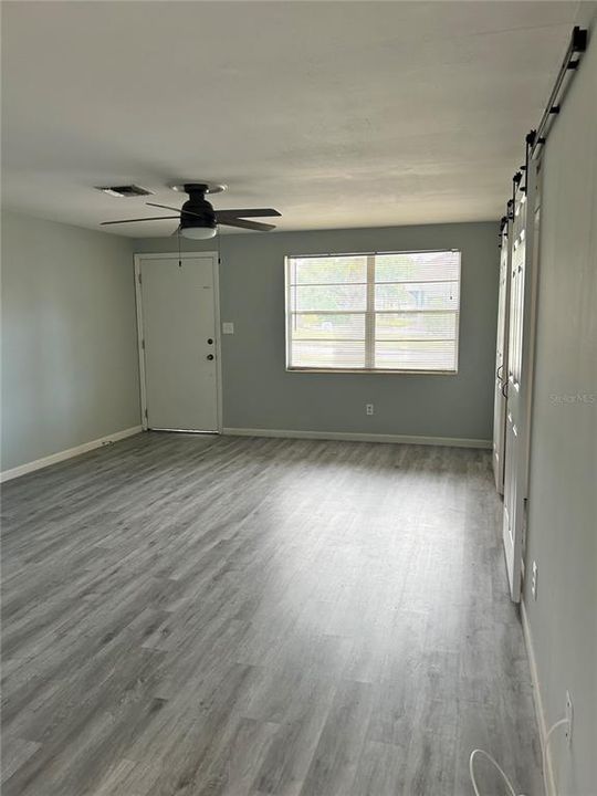 Recently Rented: $2,550 (3 beds, 2 baths, 1096 Square Feet)