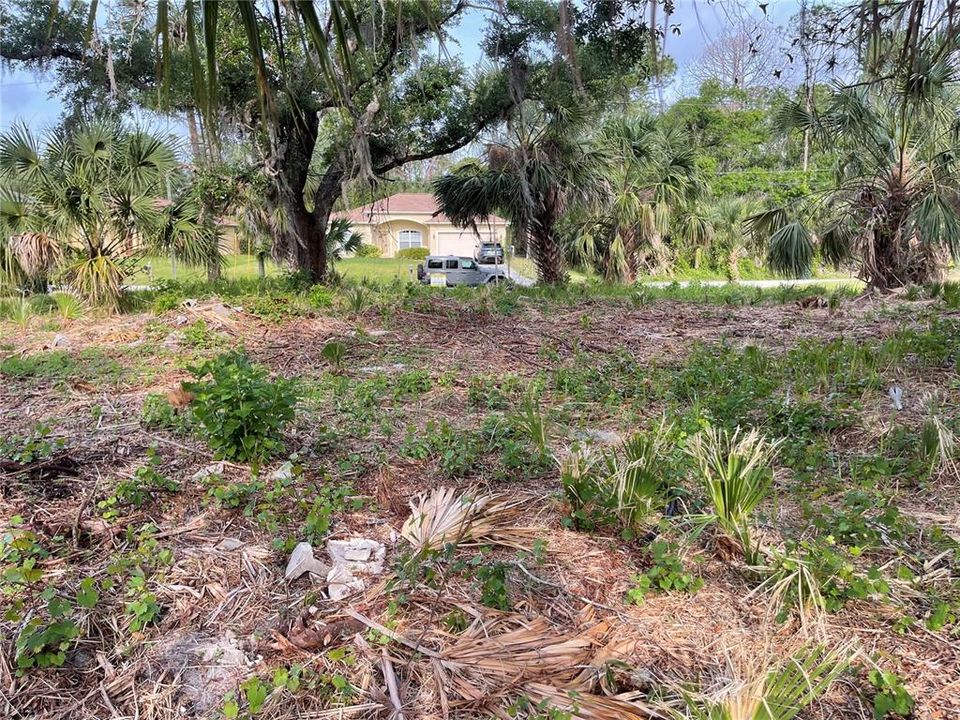 En Venta: $48,900 (0.23 acres)