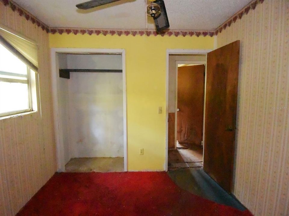For Sale: $76,000 (3 beds, 1 baths, 1140 Square Feet)