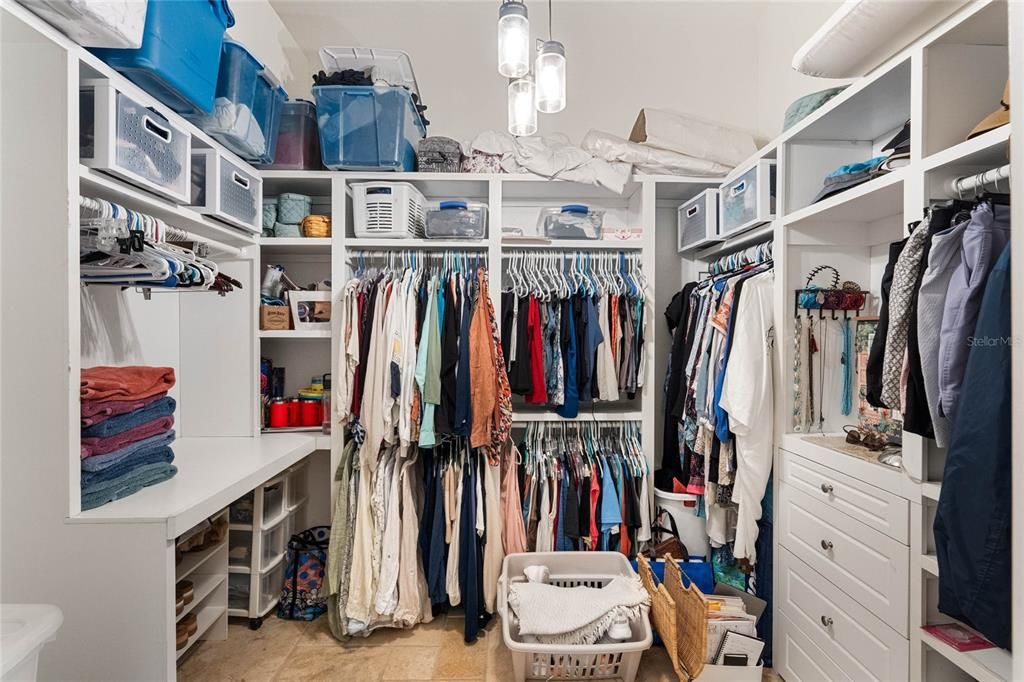 His & Hers custom closets w/ laundry hook up