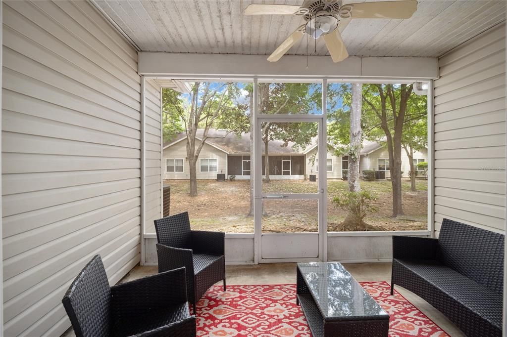 Active With Contract: $209,900 (2 beds, 2 baths, 1134 Square Feet)