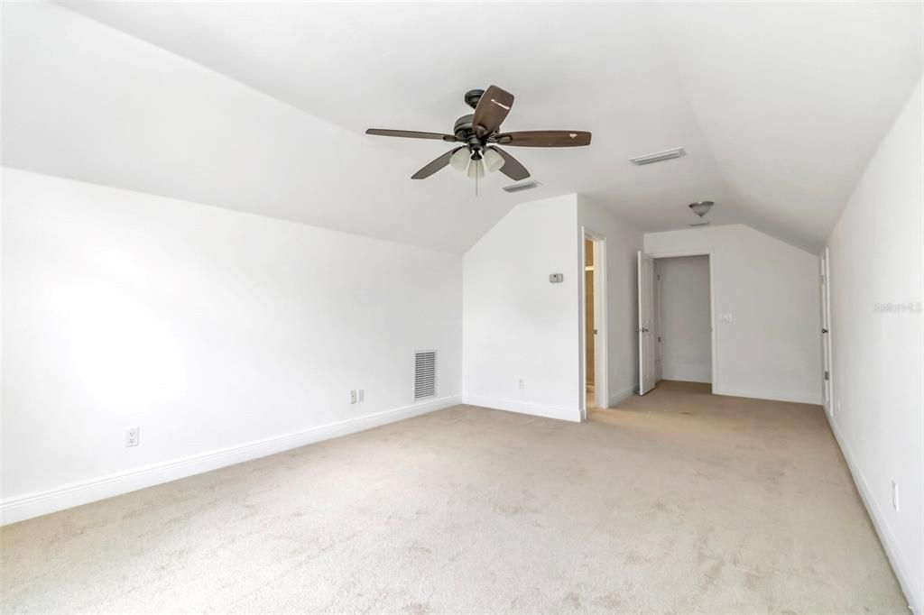 Upstairs Bonus Room