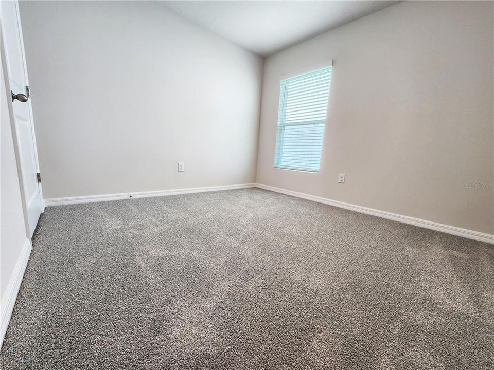 Active With Contract: $2,600 (4 beds, 2 baths, 1828 Square Feet)