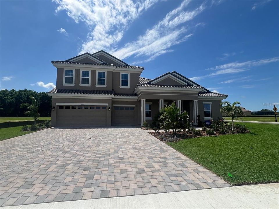 Recently Sold: $1,194,748 (6 beds, 5 baths, 4250 Square Feet)