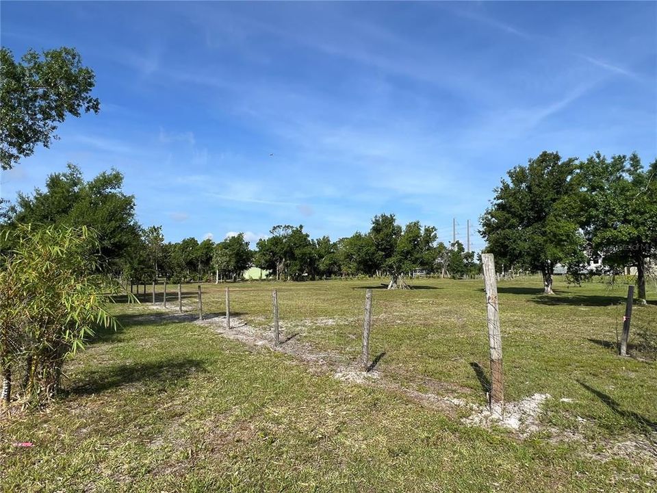 For Sale: $119,000 (1.01 acres)