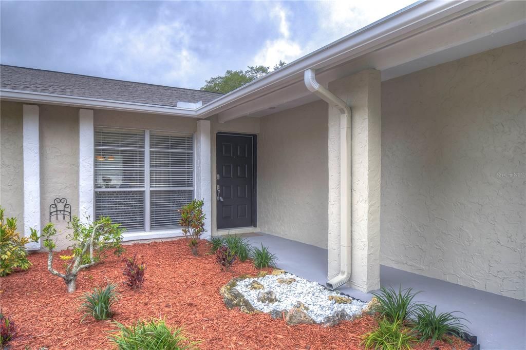 Recently Sold: $368,500 (2 beds, 2 baths, 1218 Square Feet)