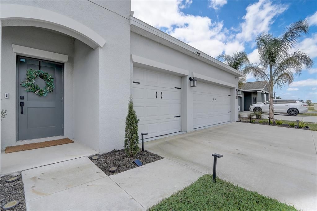 Recently Sold: $448,000 (4 beds, 2 baths, 2287 Square Feet)