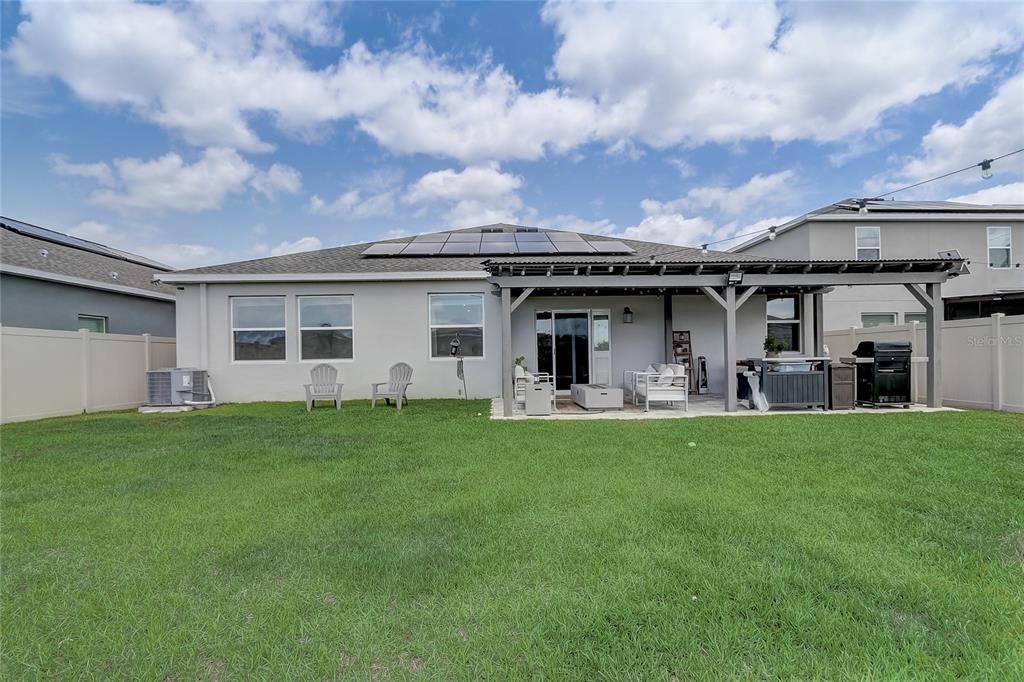 Recently Sold: $448,000 (4 beds, 2 baths, 2287 Square Feet)