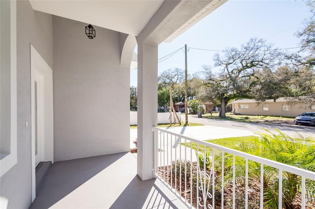 Active With Contract: $415,000 (3 beds, 2 baths, 1553 Square Feet)