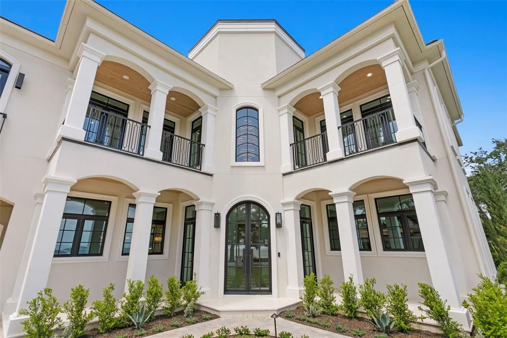 For Sale: $8,990,000 (5 beds, 5 baths, 6671 Square Feet)