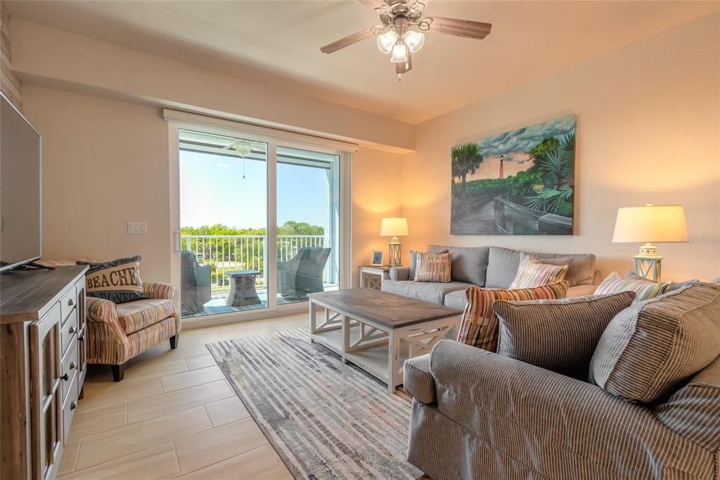 Recently Sold: $630,000 (3 beds, 2 baths, 1603 Square Feet)