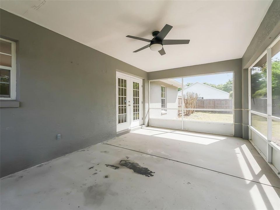 For Sale: $362,900 (3 beds, 2 baths, 1553 Square Feet)