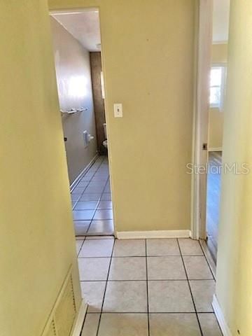 Active With Contract: $249,900 (2 beds, 2 baths, 1288 Square Feet)