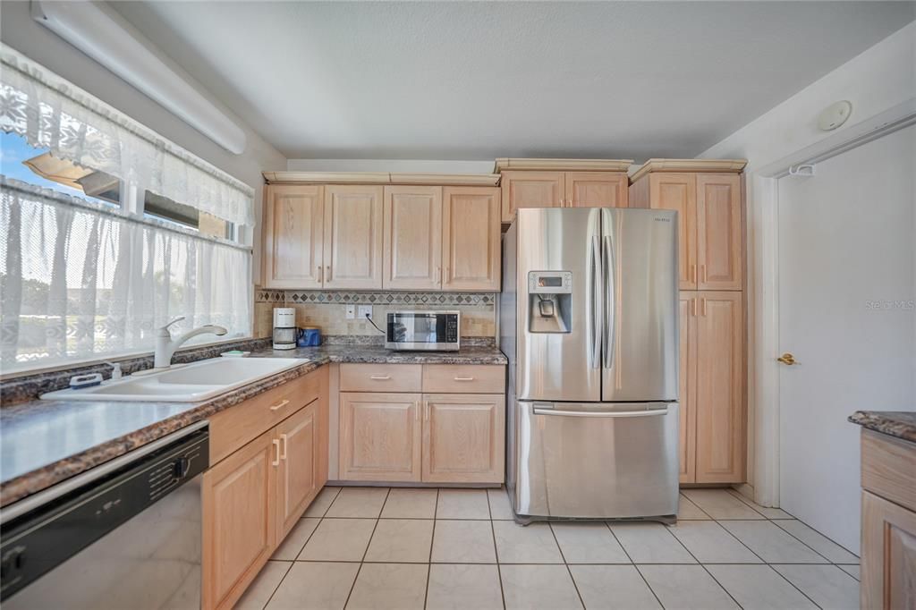 Recently Sold: $555,900 (3 beds, 2 baths, 1905 Square Feet)