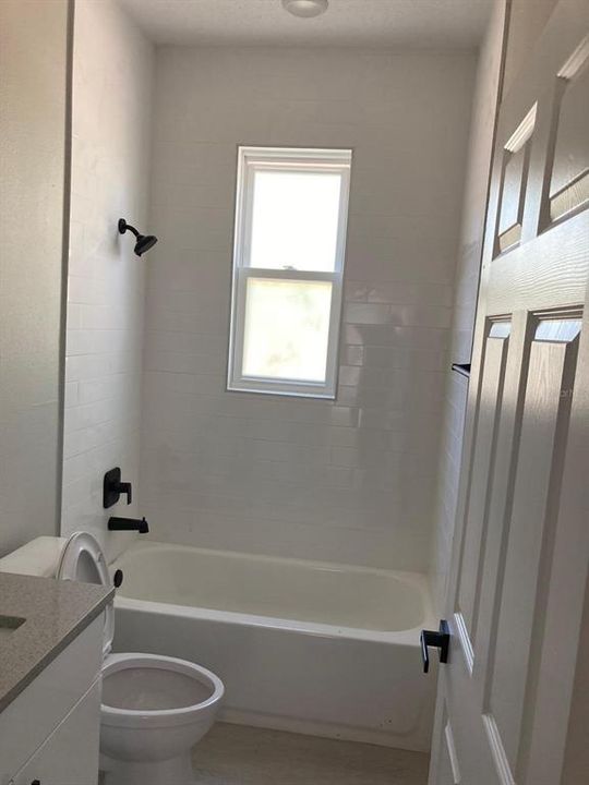 最近租的: $1,750 (4 贝兹, 2 浴室, 1672 平方英尺)