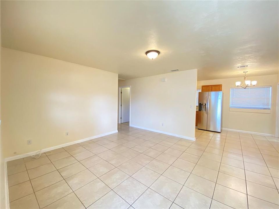 For Rent: $1,795 (3 beds, 2 baths, 1104 Square Feet)