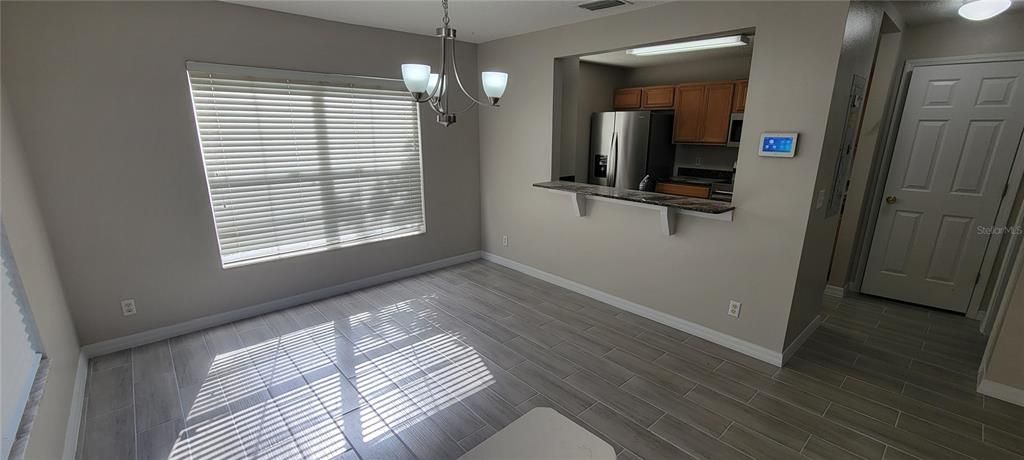 For Rent: $1,850 (3 beds, 2 baths, 1408 Square Feet)