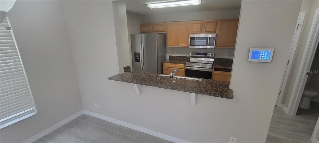 For Rent: $1,850 (3 beds, 2 baths, 1408 Square Feet)