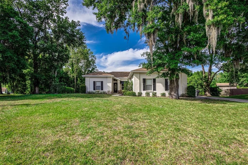 Vendido Recientemente: $389,900 (3 camas, 2 baños, 1796 Pies cuadrados)