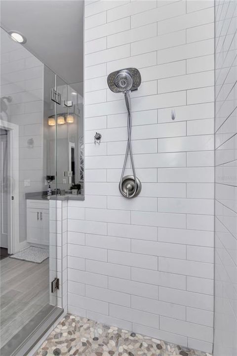 SEPARATE SHOWER STALL