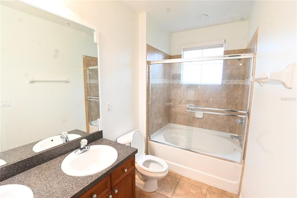 For Sale: $349,000 (3 beds, 2 baths, 1442 Square Feet)