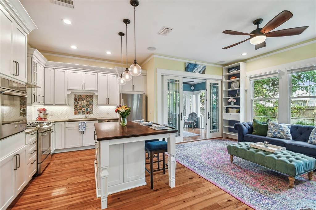 Active With Contract: $1,744,000 (4 beds, 3 baths, 2599 Square Feet)