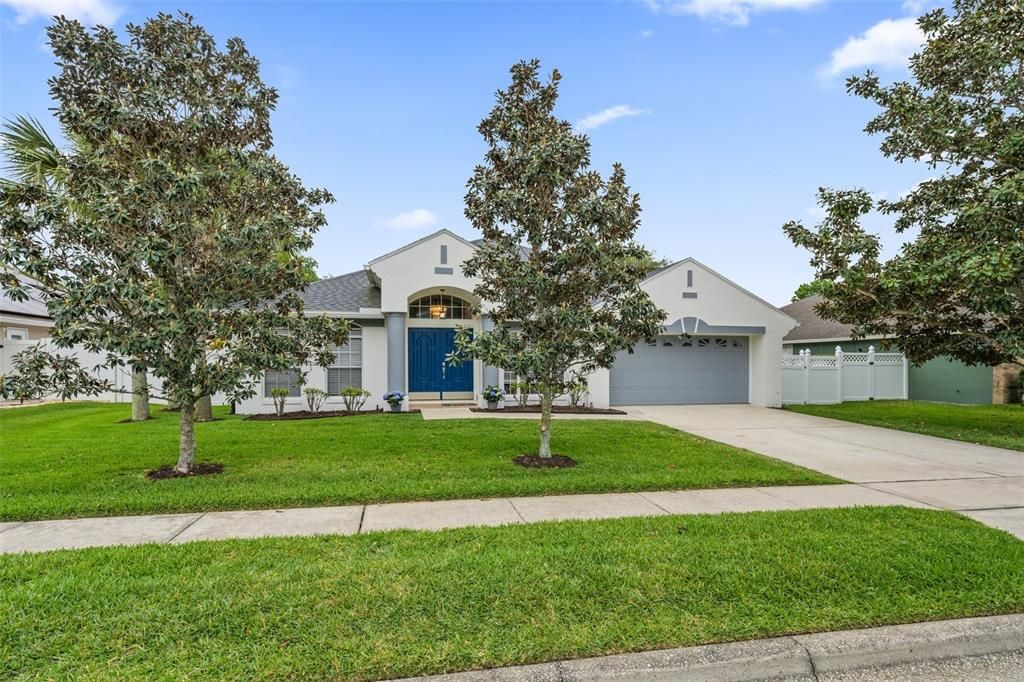 Recently Sold: $549,000 (3 beds, 2 baths, 2044 Square Feet)