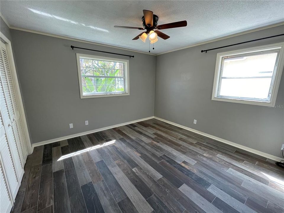 Active With Contract: $2,890 (2 beds, 2 baths, 1174 Square Feet)