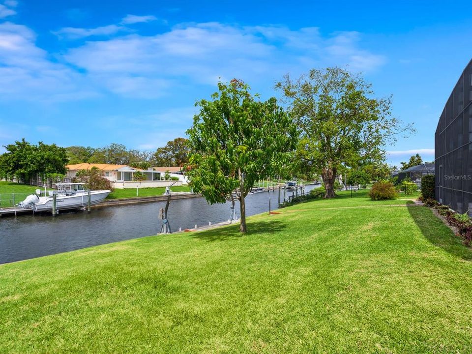 Active With Contract: $995,000 (3 beds, 2 baths, 2196 Square Feet)