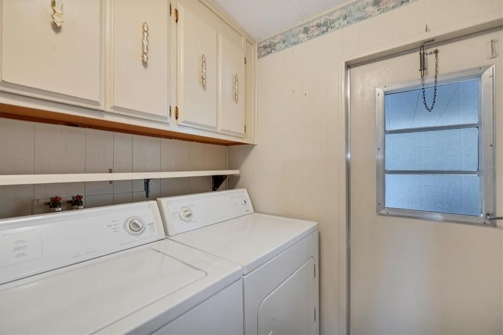 For Sale: $197,000 (2 beds, 2 baths, 1344 Square Feet)