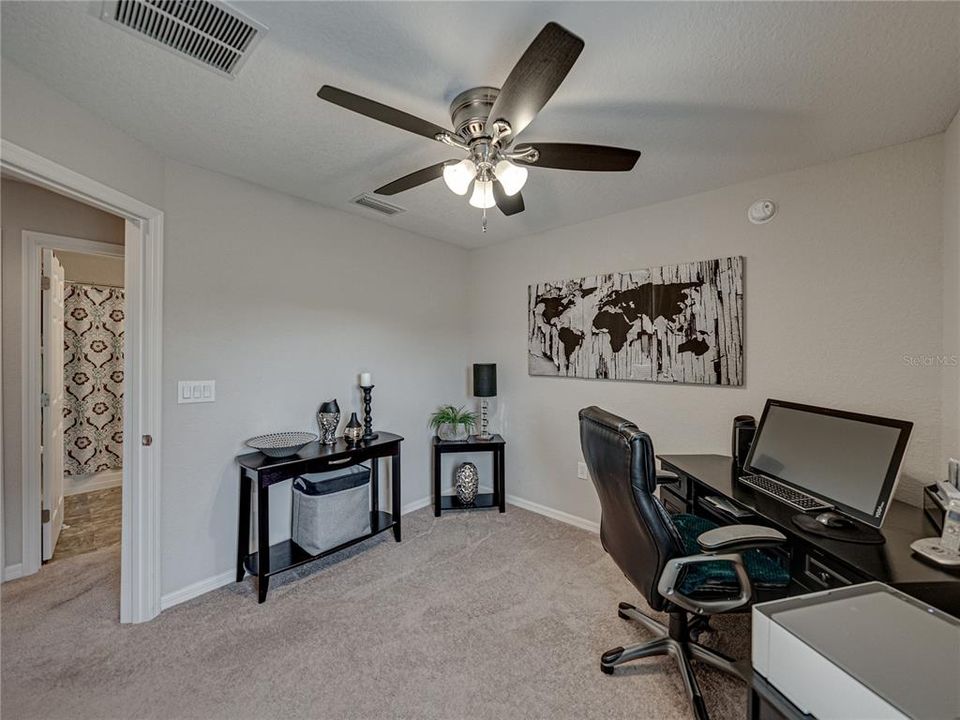 Active With Contract: $375,000 (4 beds, 2 baths, 1656 Square Feet)
