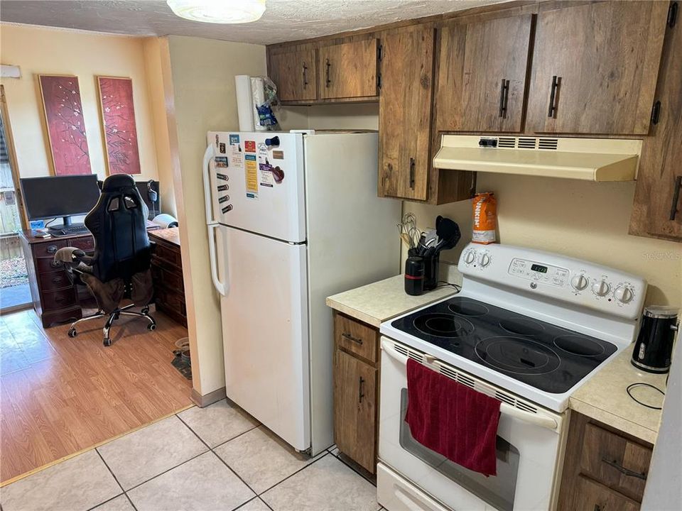 Recently Sold: $190,000 (2 beds, 1 baths, 1024 Square Feet)