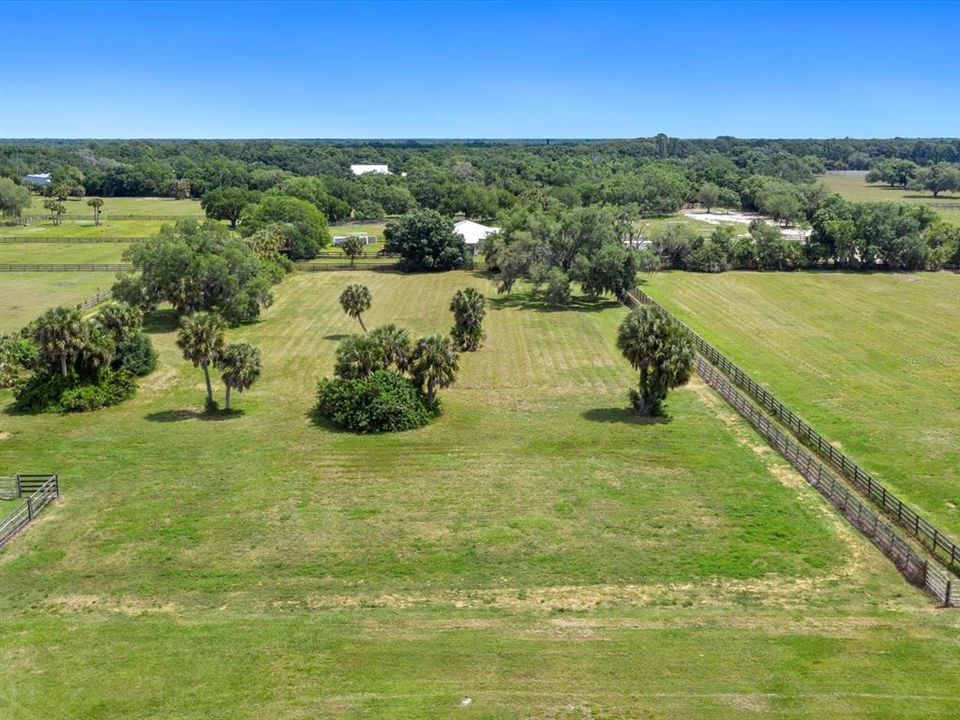 En Venta: $2,150,000 (10.00 acres)