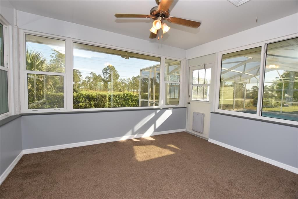 Active With Contract: $1,950 (3 beds, 2 baths, 1448 Square Feet)