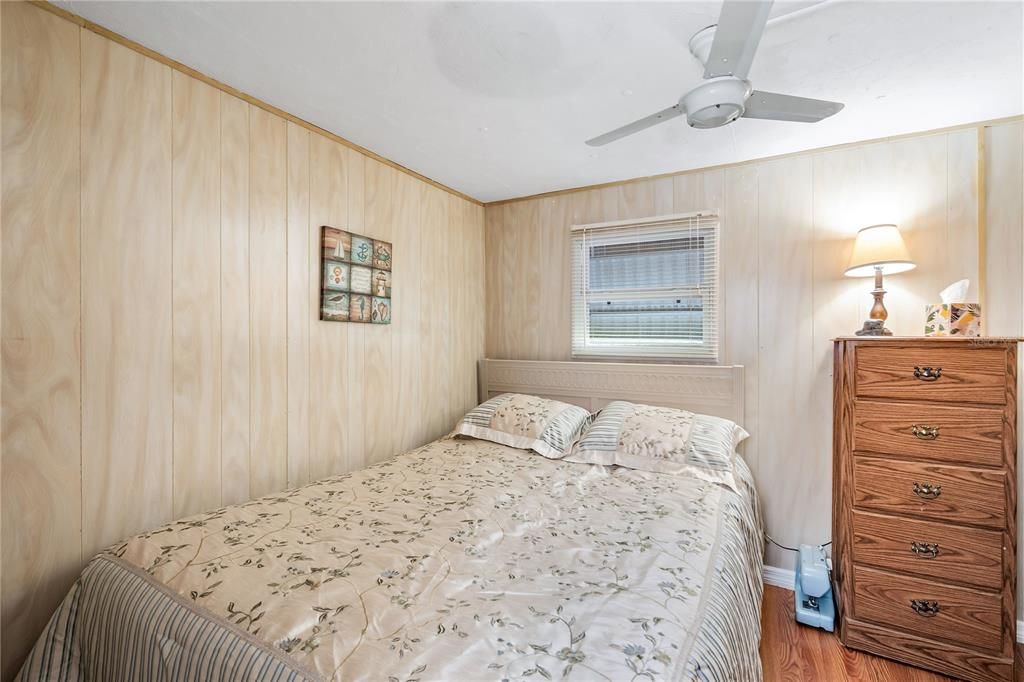 For Sale: $147,000 (2 beds, 2 baths, 672 Square Feet)