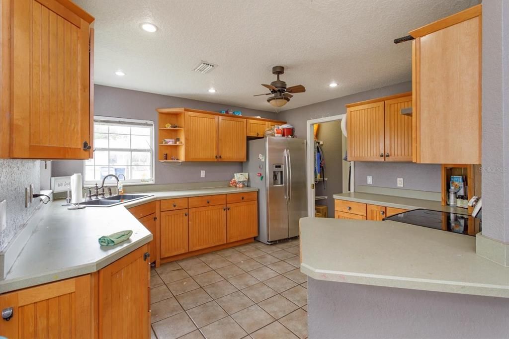 For Sale: $345,000 (3 beds, 2 baths, 1482 Square Feet)