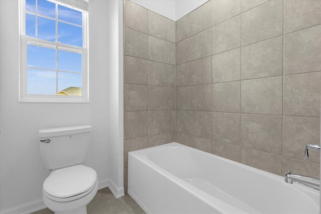Недавно арендовано: $3,400 (4 спален, 3 ванн, 2992 Квадратных фут)