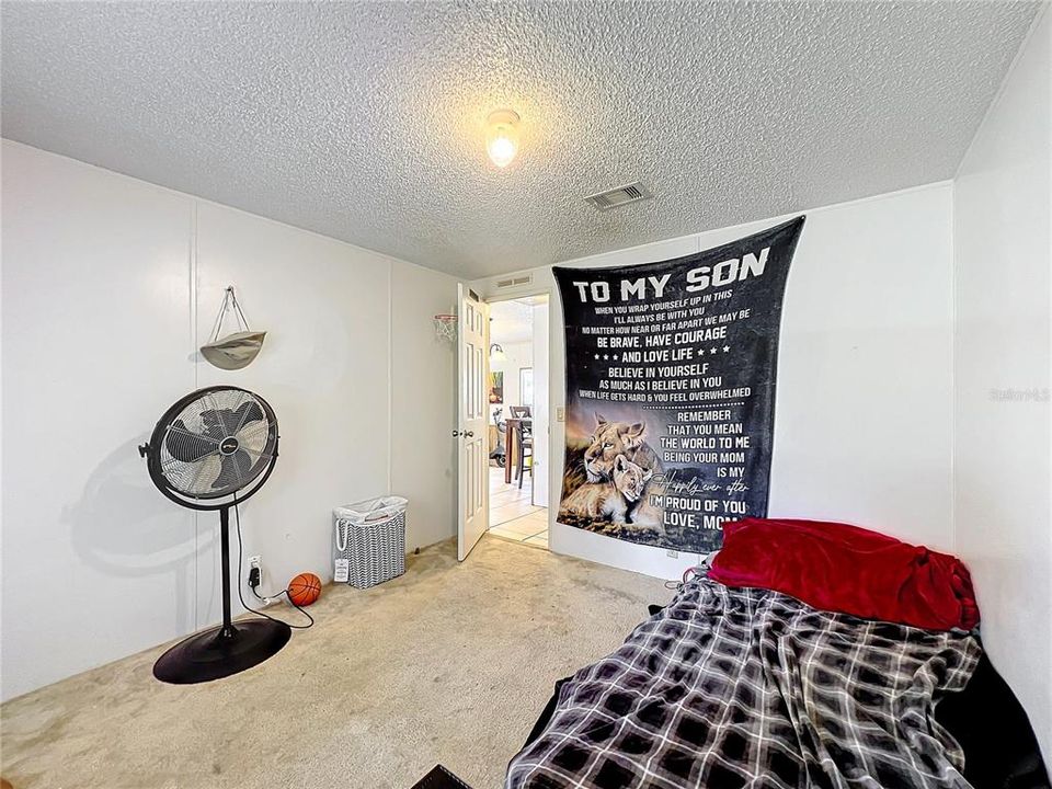 Active With Contract: $204,000 (3 beds, 2 baths, 1248 Square Feet)