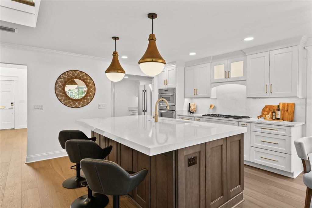 Active With Contract: $1,850,000 (4 beds, 3 baths, 3622 Square Feet)