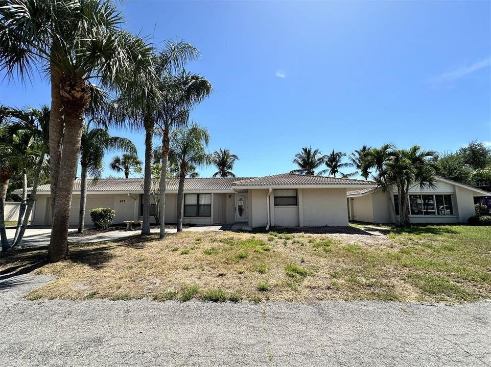 For Sale: $749,000 (3 beds, 2 baths, 1675 Square Feet)