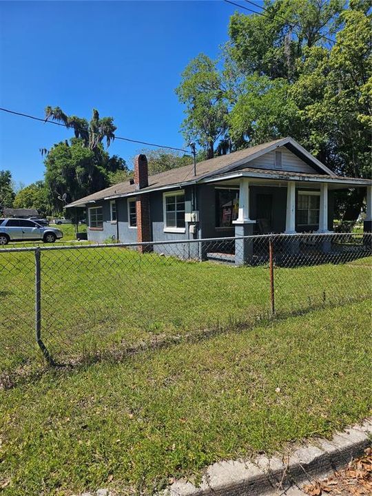 Recently Sold: $99,900 (3 beds, 1 baths, 1056 Square Feet)