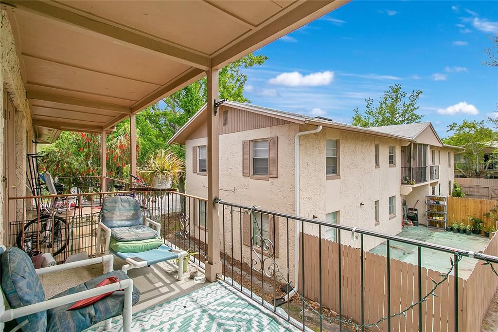 Recently Sold: $100,000 (1 beds, 1 baths, 650 Square Feet)