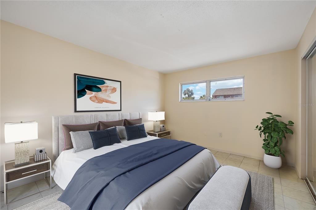 Active With Contract: $167,000 (2 beds, 1 baths, 706 Square Feet)