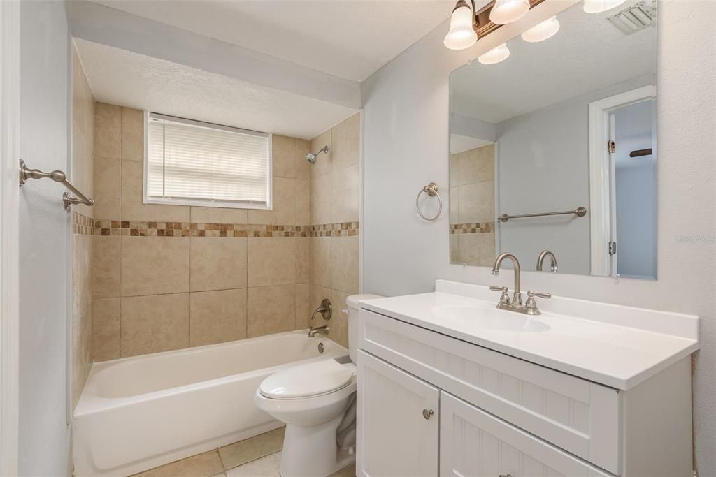For Sale: $279,800 (3 beds, 2 baths, 1168 Square Feet)