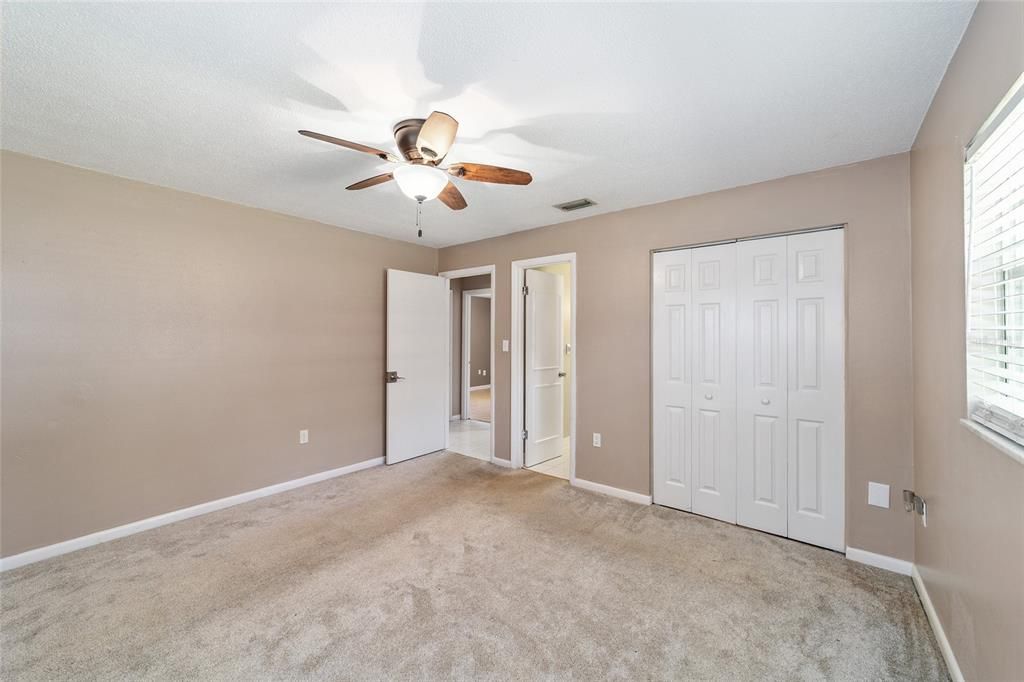 Active With Contract: $219,900 (3 beds, 2 baths, 1172 Square Feet)